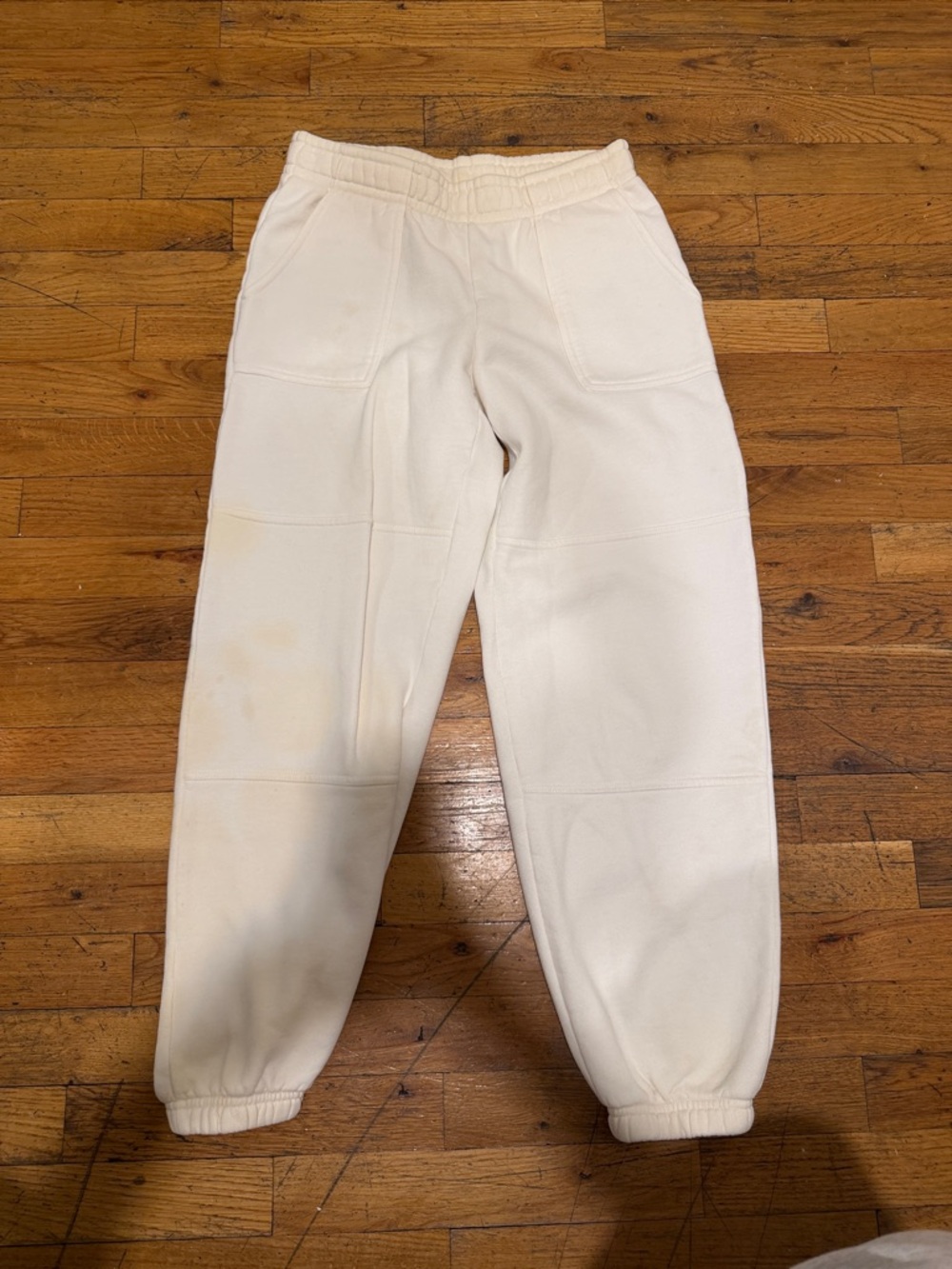 Aritzia Cream Jogger Bottoms - Comfortable Fleece Sweatpants